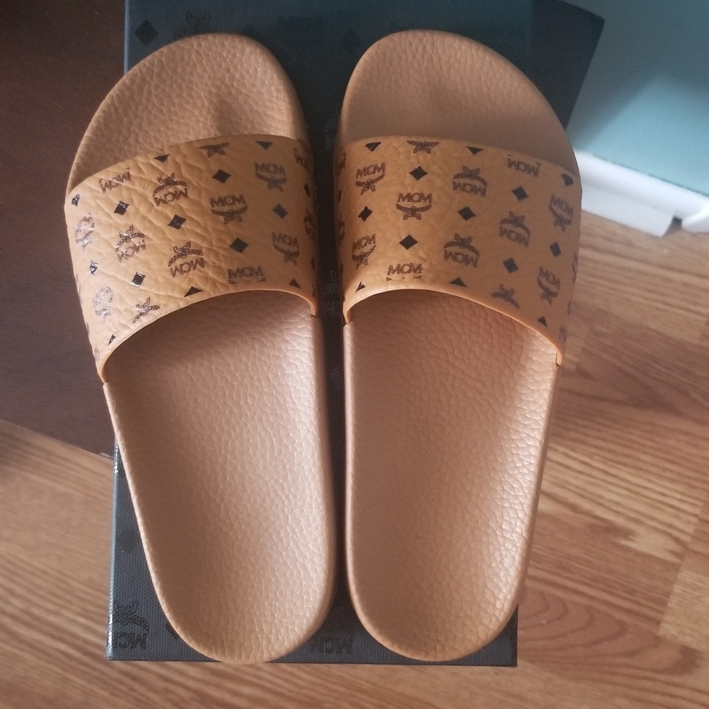 MCM slides